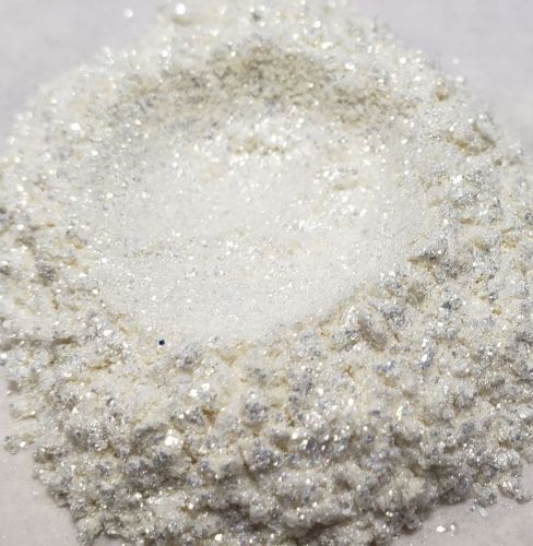 Super Gold Geode Art Pearl Is a Mica Pigment Multi Sized