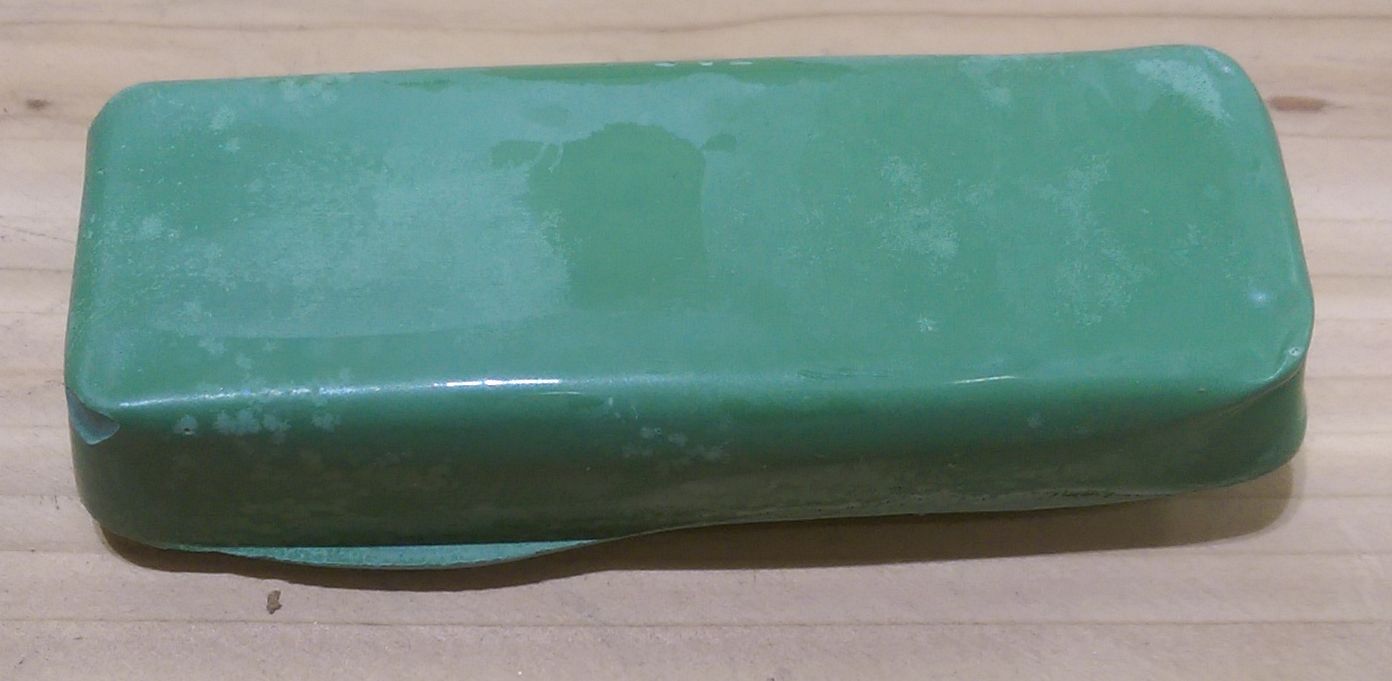 Green Fine Rouge Polishing Compound Vintage Paint